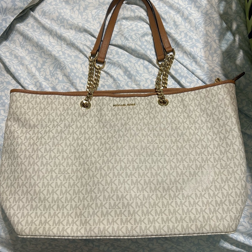 Michael Kors oversize bag